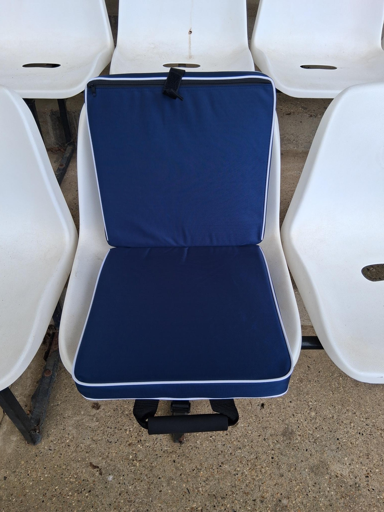Kent double seat cushion